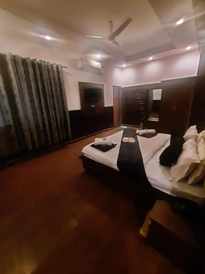 Kartikay Hotel Hisār 外观 照片