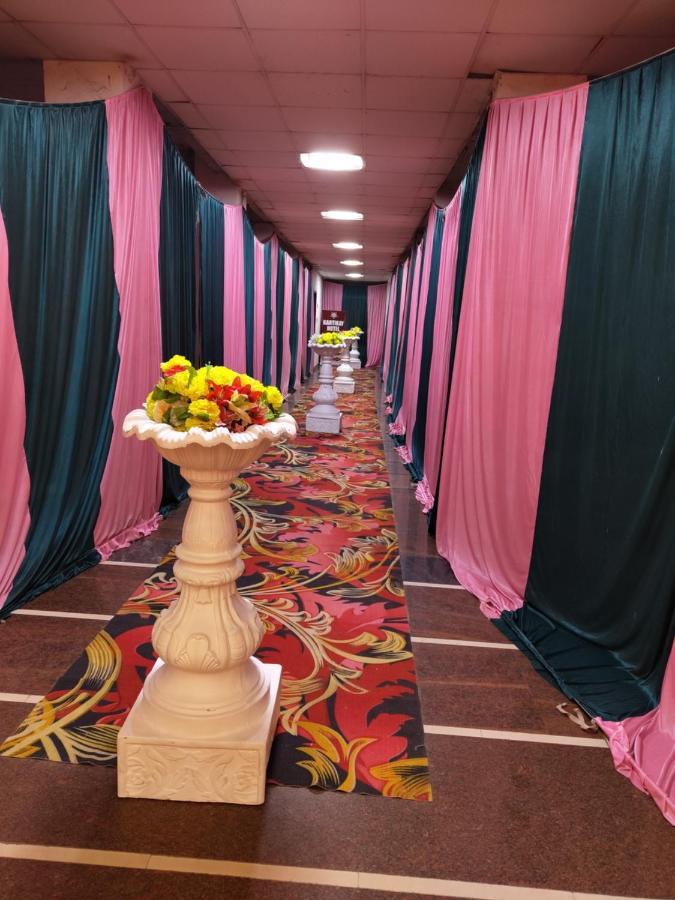 Kartikay Hotel Hisār 外观 照片