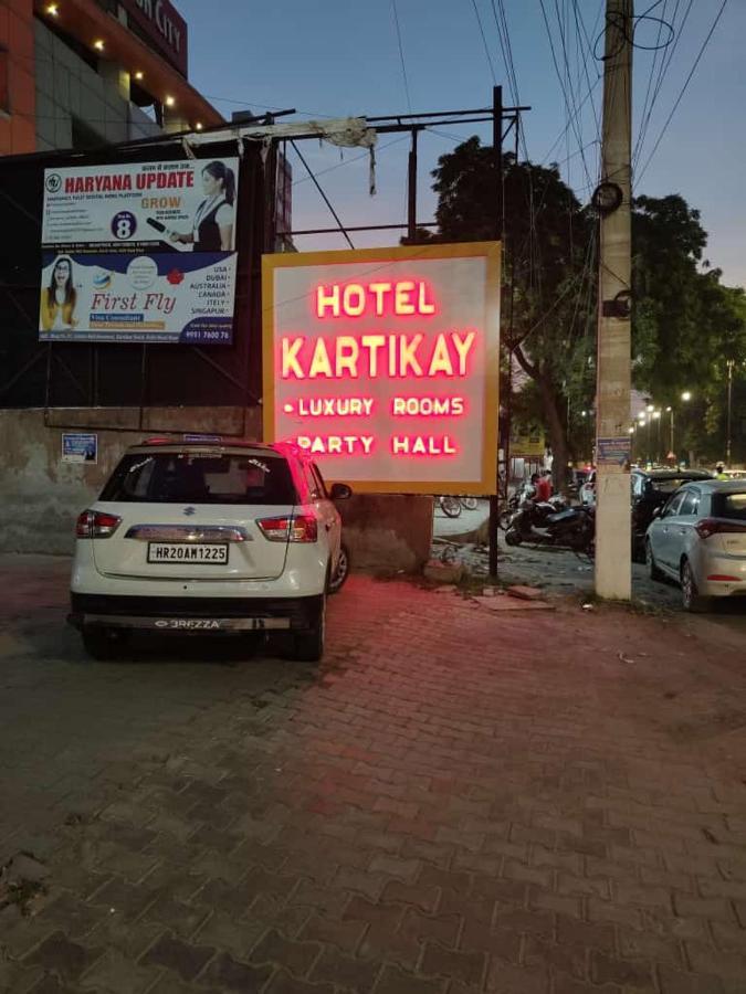 Kartikay Hotel Hisār 外观 照片