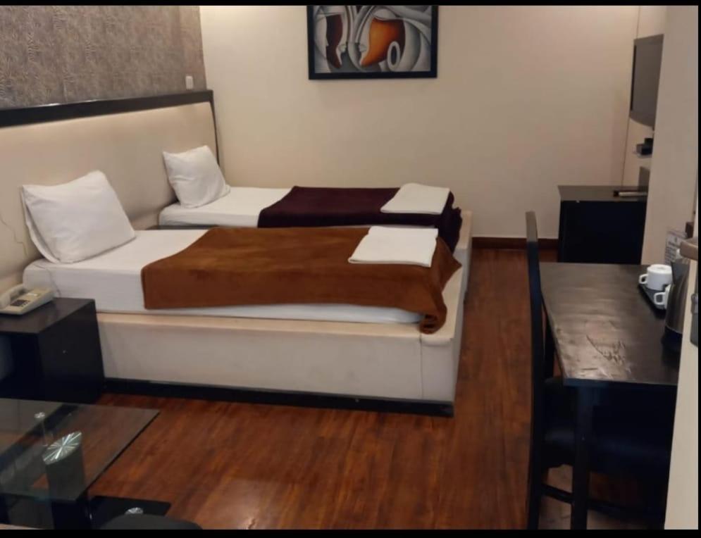 Kartikay Hotel Hisār 客房 照片